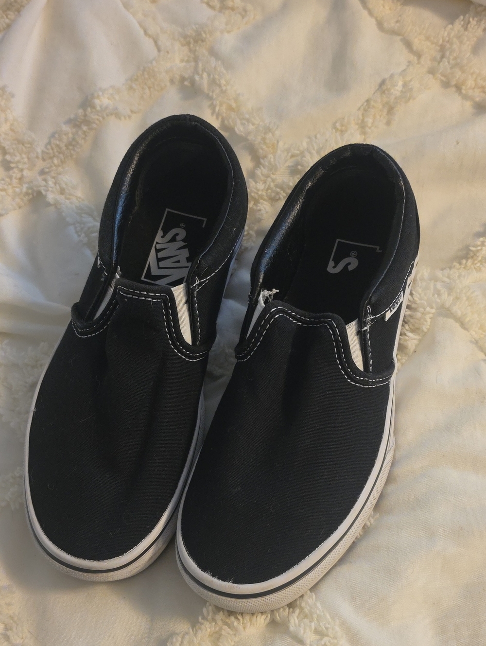 Vans Kids Classic Slip-On Sneakers in Black and White